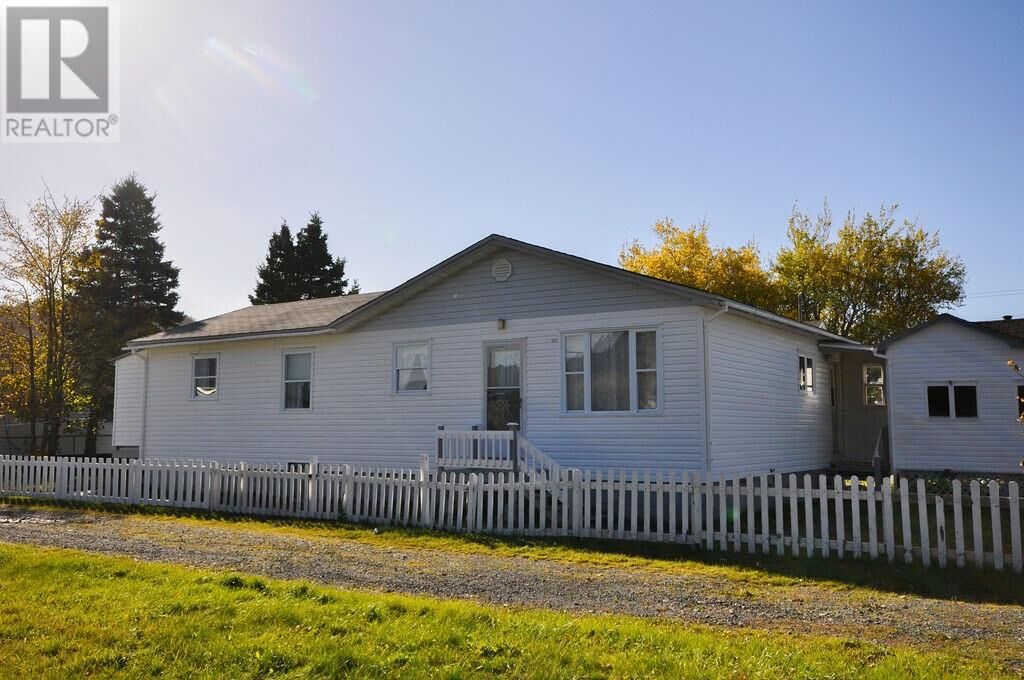 Property Photo:  6 Mount Pleasant Street  NL A0B 2Y0 