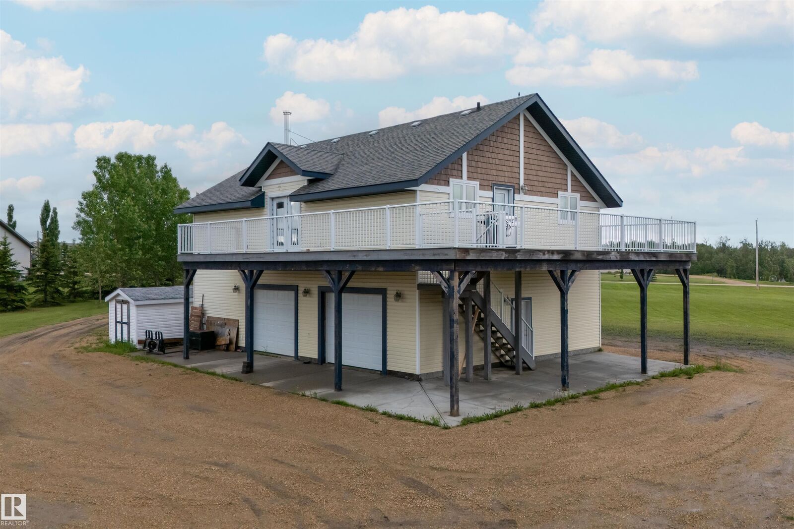 Property Photo: 60 50472 RR 232 AB T4X 0L1