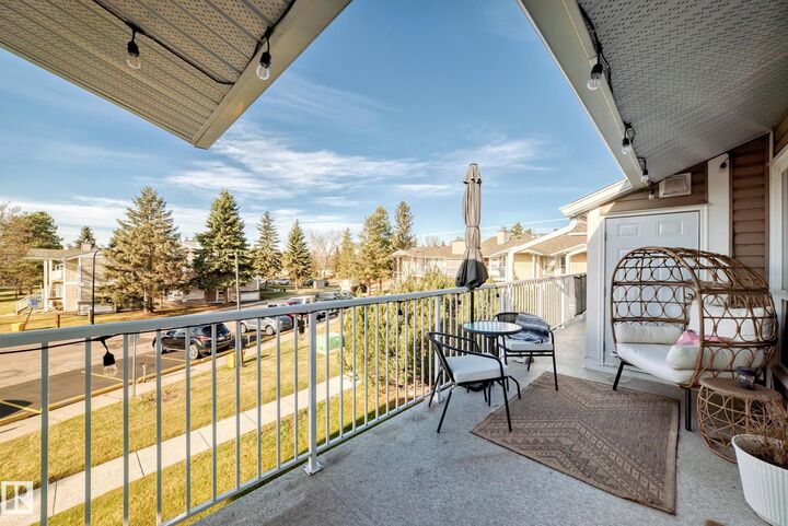 Property Photo:  2204 118 Street NW 68  AB T6J 5K2 