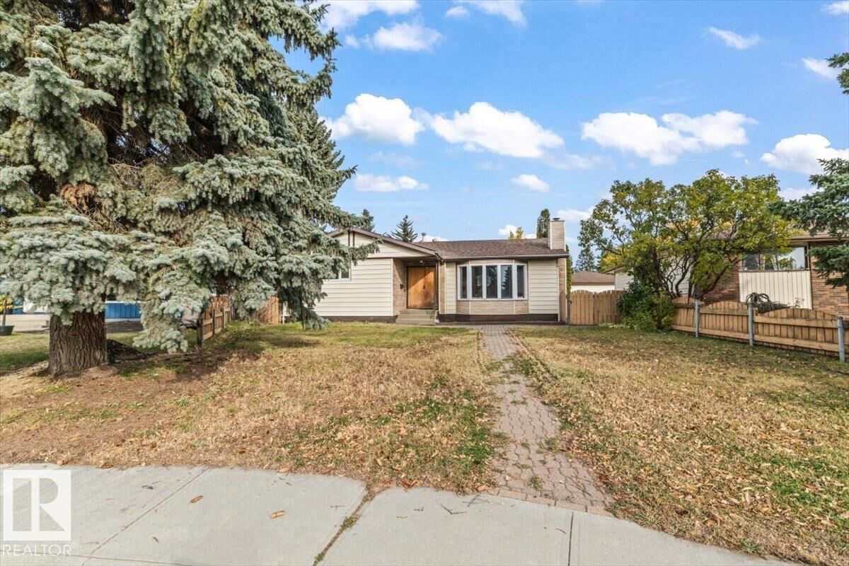 Property Photo:  13575 105 Street NW  AB T5E 4S8 