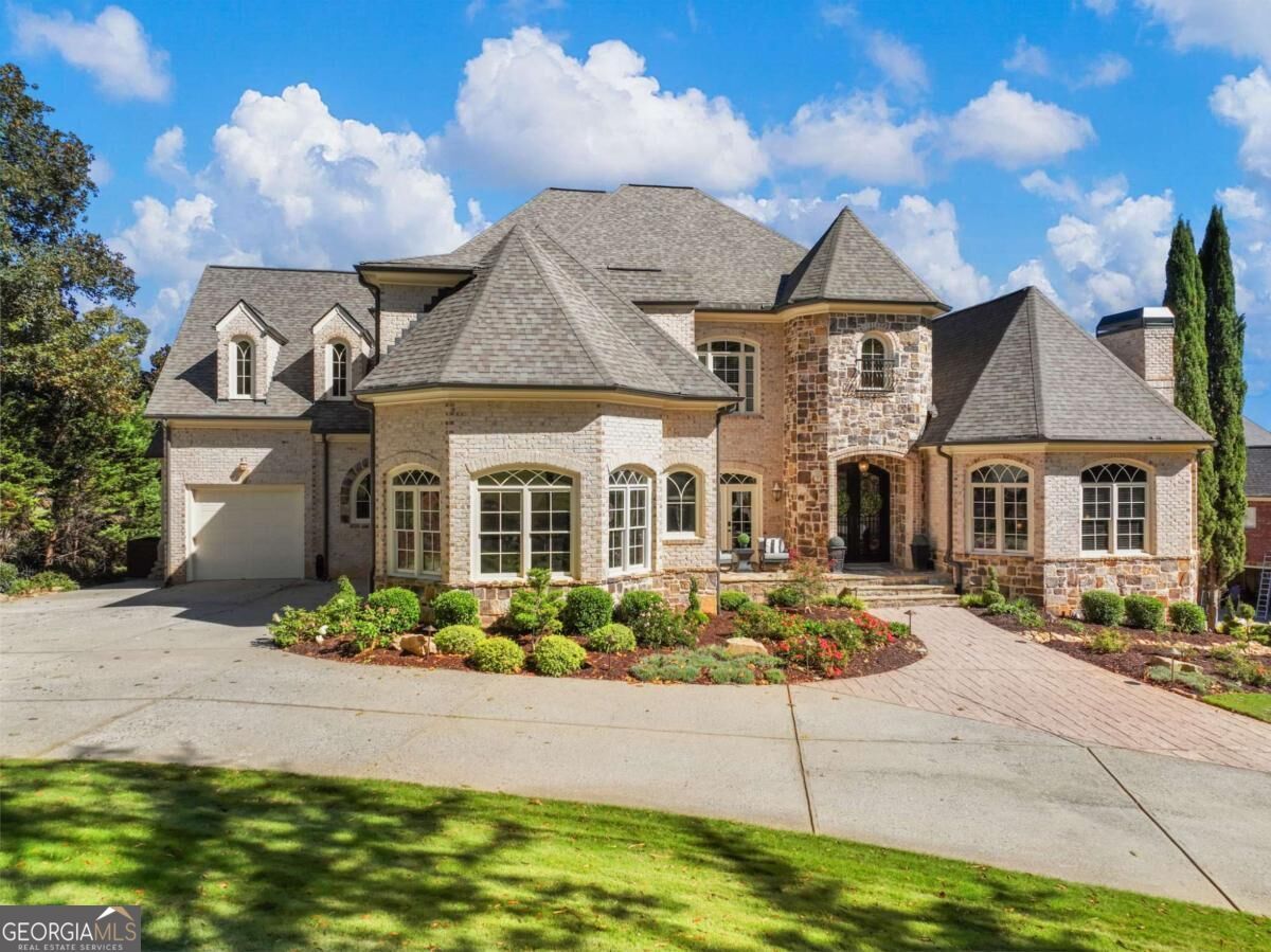 Property Photo:  2359 Weeping Oak Drive  GA 30517 