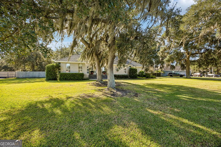 Property Photo:  1101 Bristol Hammock Circle  GA 31548 
