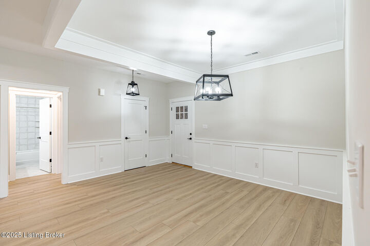 Property Photo:  77 Cherokee Dr  KY 40065 