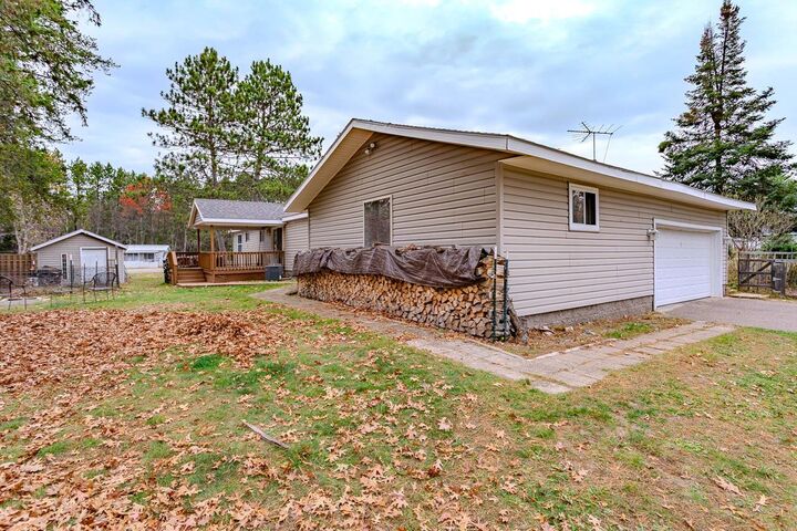 Property Photo:  W5096 Greenwood Rd  WI 54487 