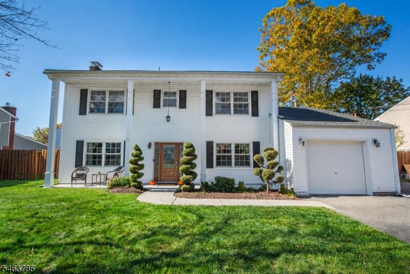 Property Photo:  43 Knollwood Rd  NJ 07836 
