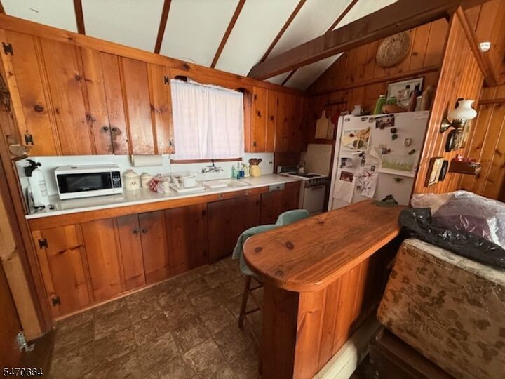Property Photo:  128 E Lakeside Dr  NJ 07422 