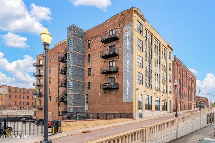 Property Photo:  220 W Jackson Ave 505  TN 37902 