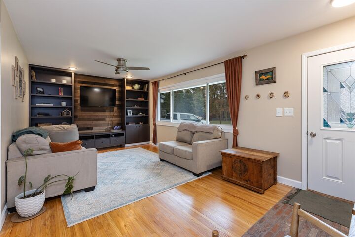 Property Photo:  2535 N Daniels  MI 48657 