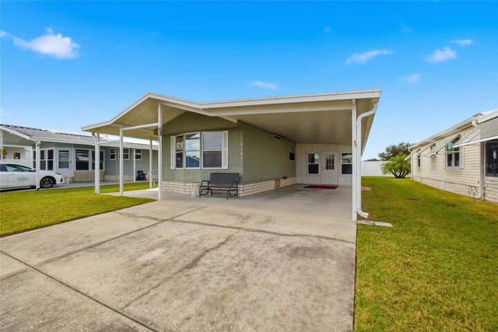 Property Photo: 4121 Joyful Lane FL 33541
