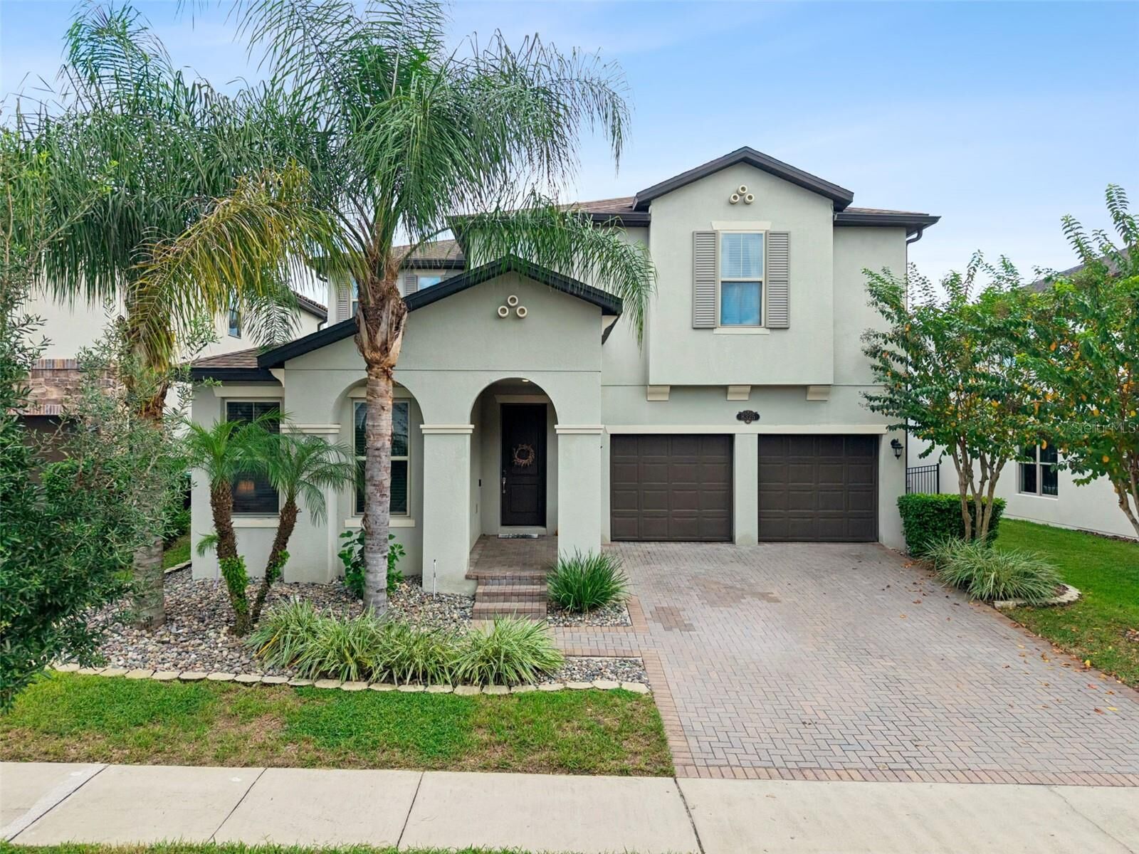 Property Photo: 8325 Vivaro Isle Way FL 34786