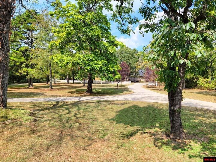 Property Photo:  180 Oak Tree Terrace  AR 72653 