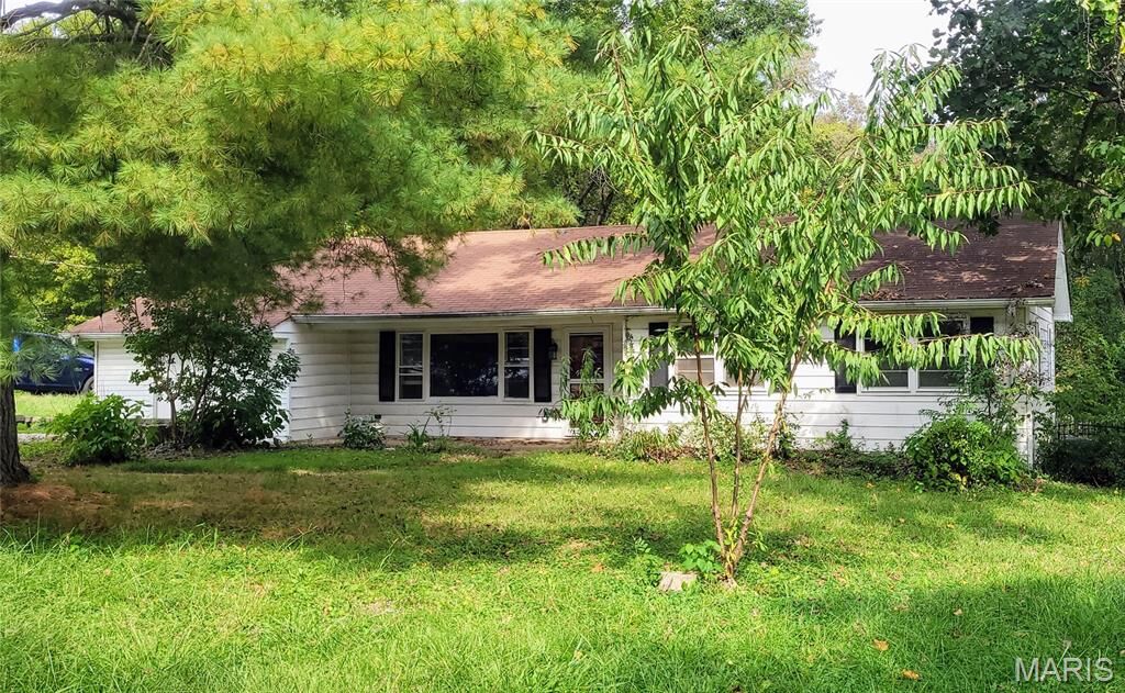 Property Photo:  409 Puetz Lane  MO 63039 