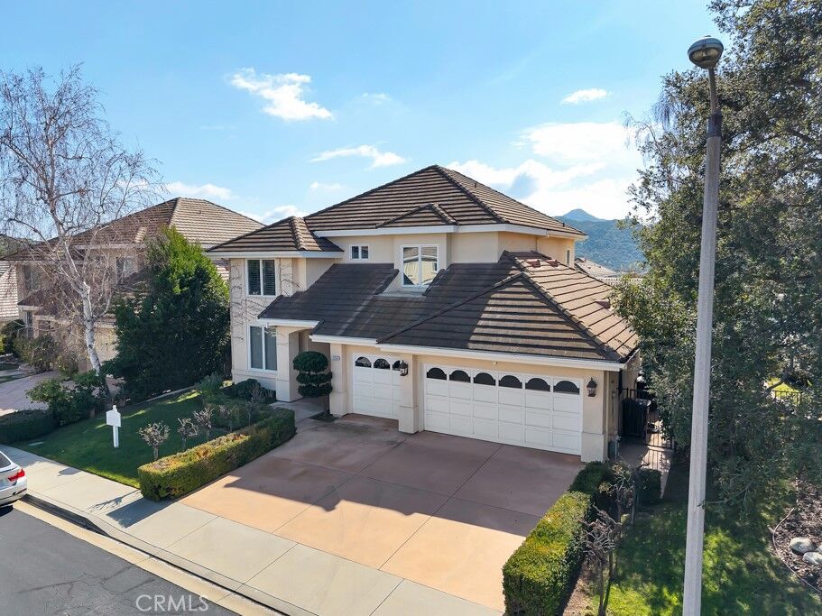 Property Photo:  506 Ravensbury  CA 91361 