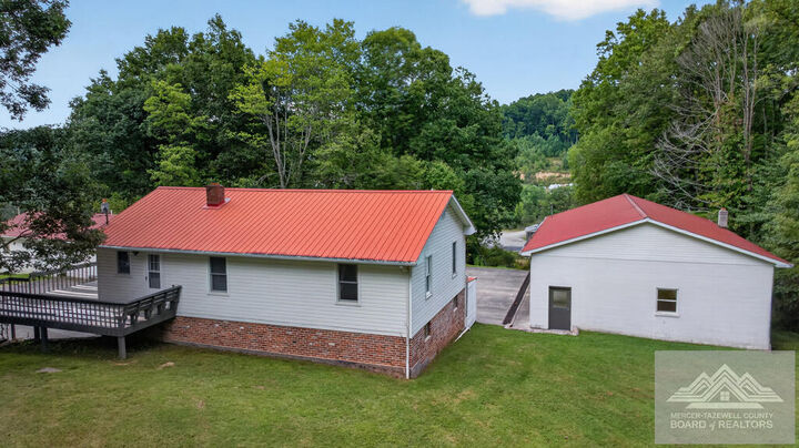 Property Photo:  7060 New Hope Rd  WV 24701 