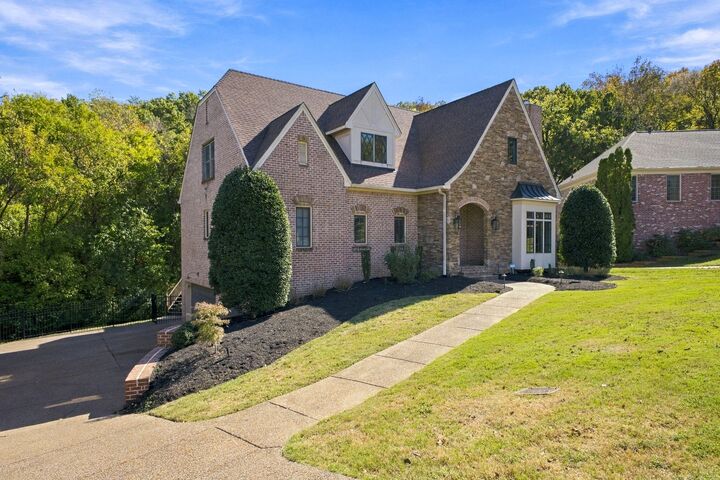 Property Photo:  1148 Stonebridge Park Dr  TN 37069 