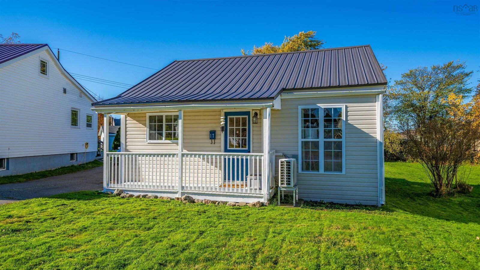 Property Photo:  17 Highland Drive  NS B2H 4C3 
