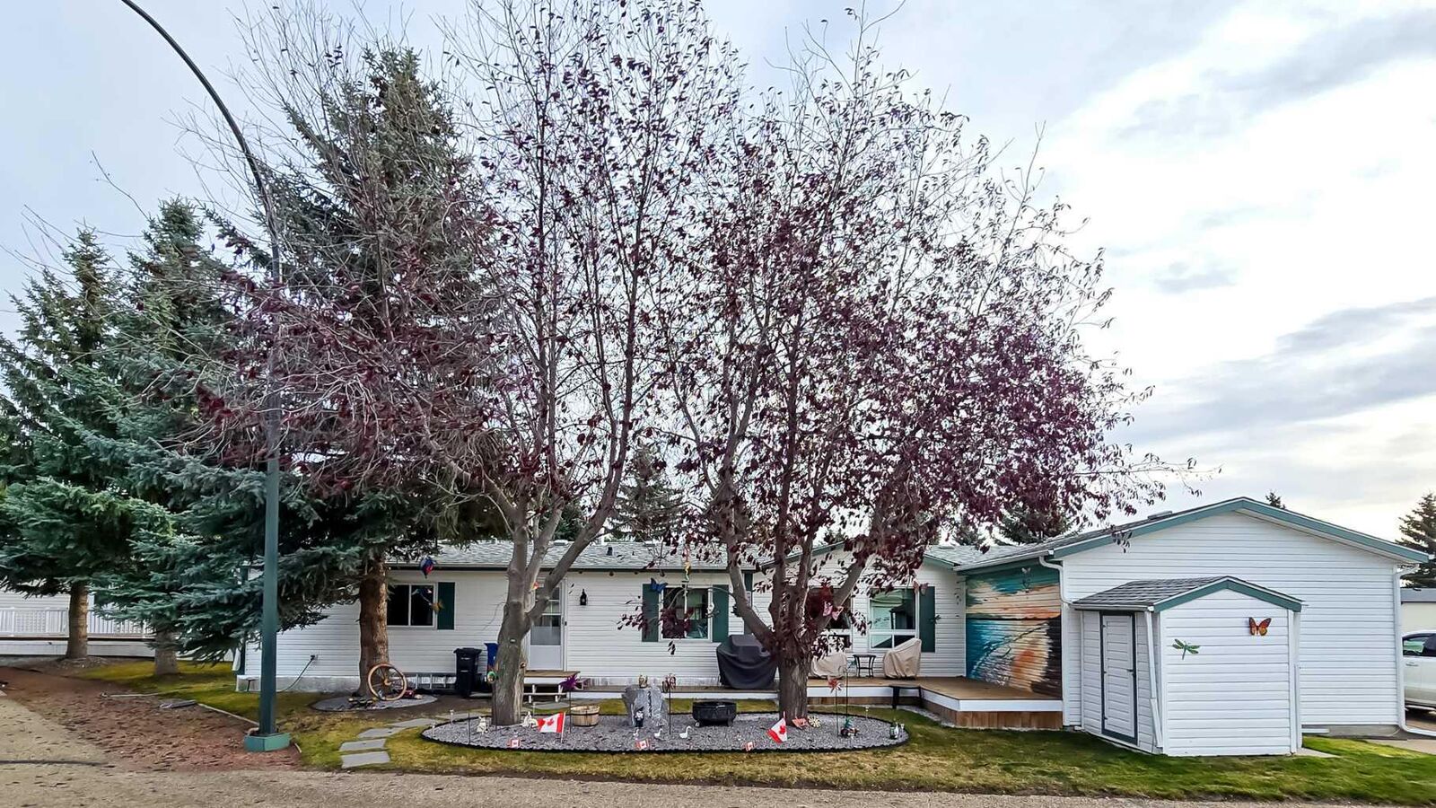 Property Photo:  2323 Danielle Drive  AB T4R 2Z8 
