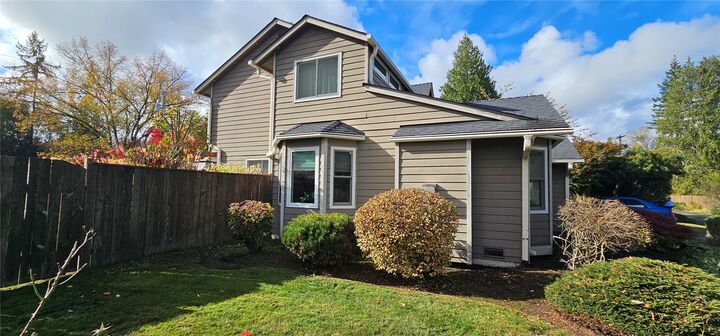 Property Photo:  15827  2nd Place W  WA 98087 