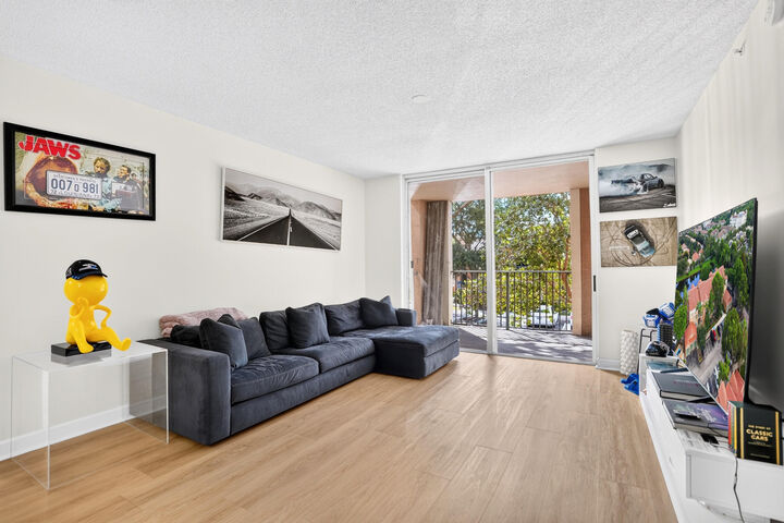 Property Photo:  4824 N State Road 7 9203  FL 33073 