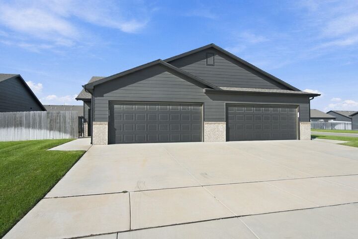 Property Photo: 13421 W Haskell Ct KS 67235