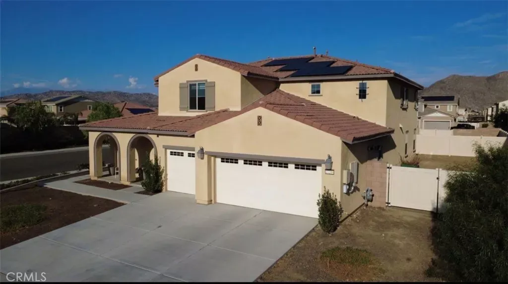 Property Photo:  27216 Old Miner Cir  CA 92585 