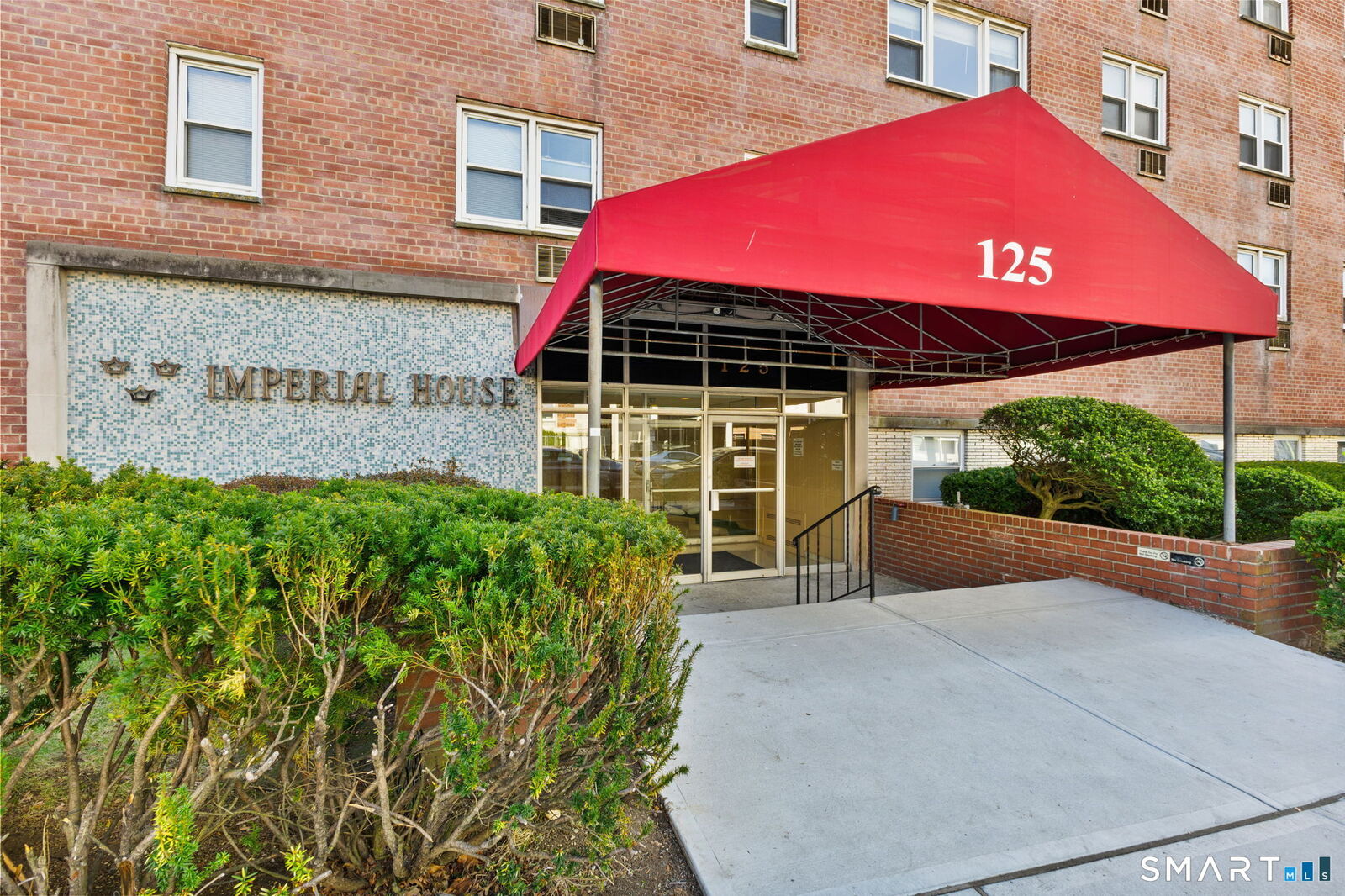 Property Photo: 125 Prospect Street 2D CT 06901