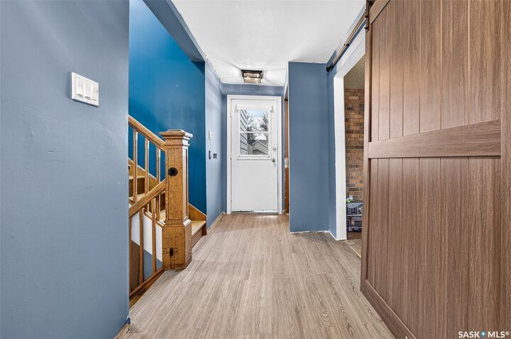Property Photo:  338 Grandview Street W  SK S6H 5K8 
