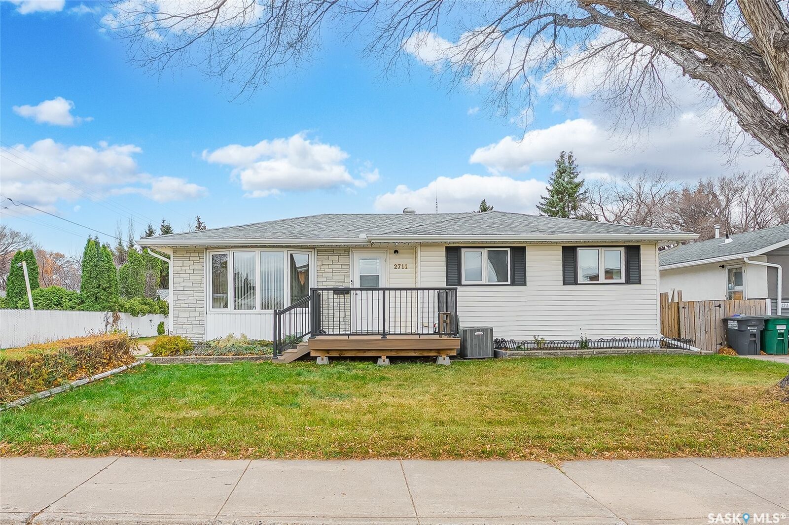 Property Photo: 2711 Rusholme Road SK S7L 0H3