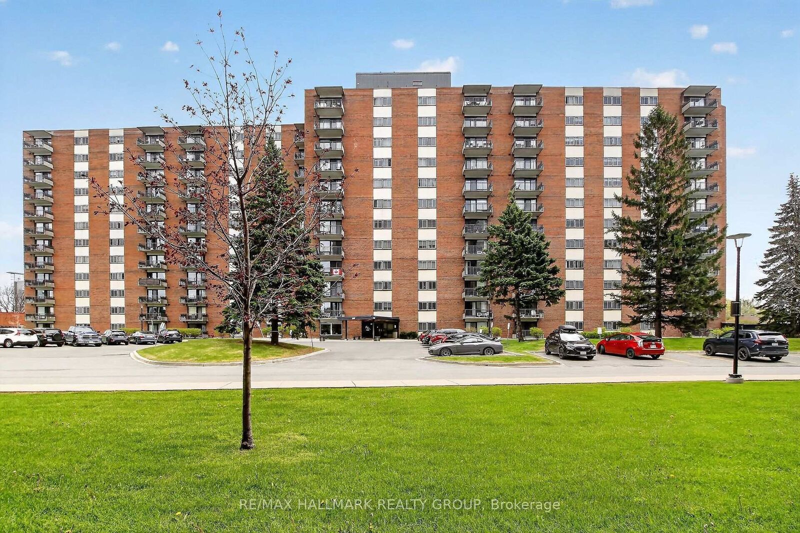 Property Photo:  1465 Baseline Road 101  ON K2C 3L9 