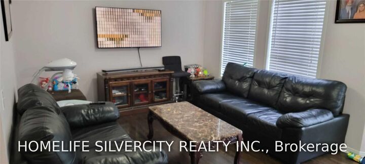Property Photo:  6 Seaside Circle  ON L6R 2H1 