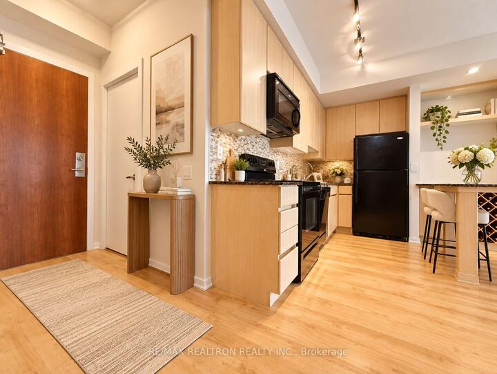 Property Photo:  30 Canterbury Place 1103  ON M2N 0B9 