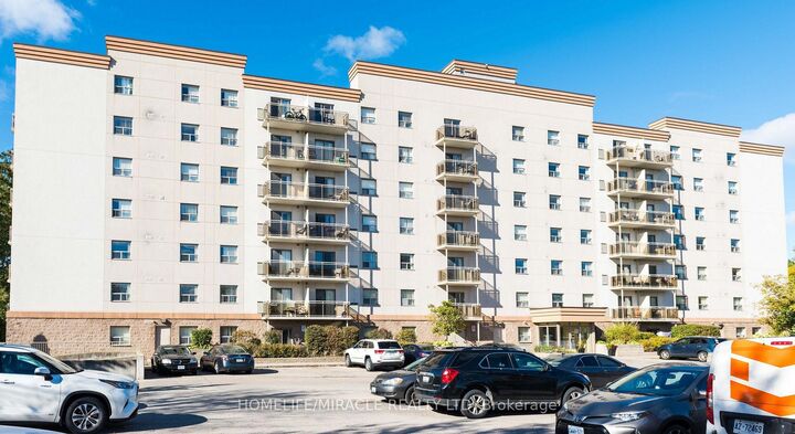 Property Photo:  736 Old Albert Street 613  ON N2L 6R4 