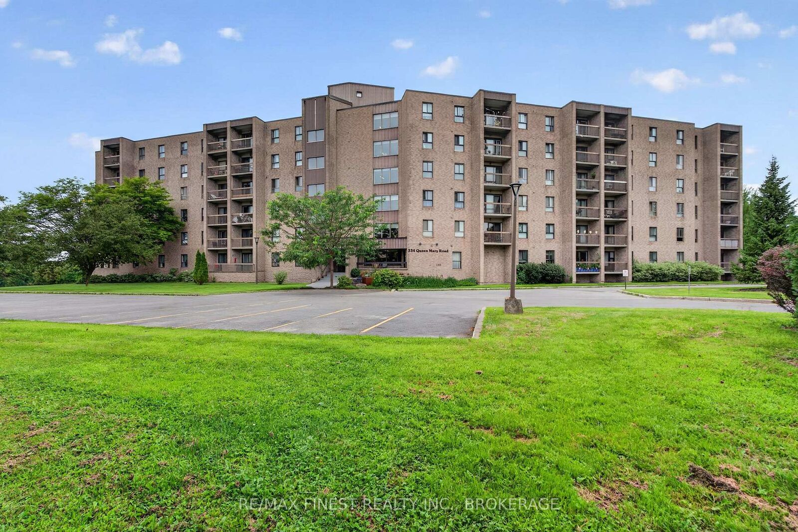 Property Photo:  334 Queen Mary Road 602  ON K7M 7E7 