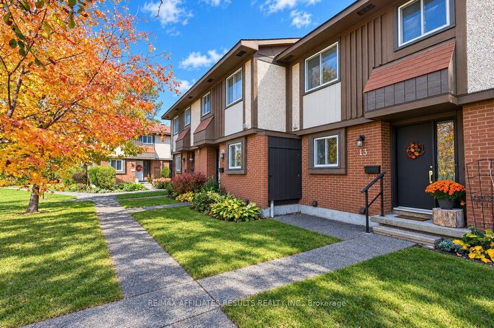 Property Photo: 13 Pickford Drive 48 ON K2L 2C1