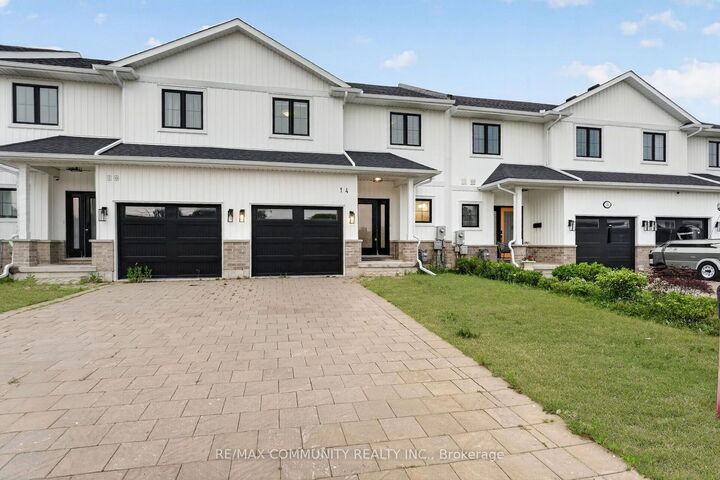 Property Photo:  14 King Street  ON L2A 0C6 