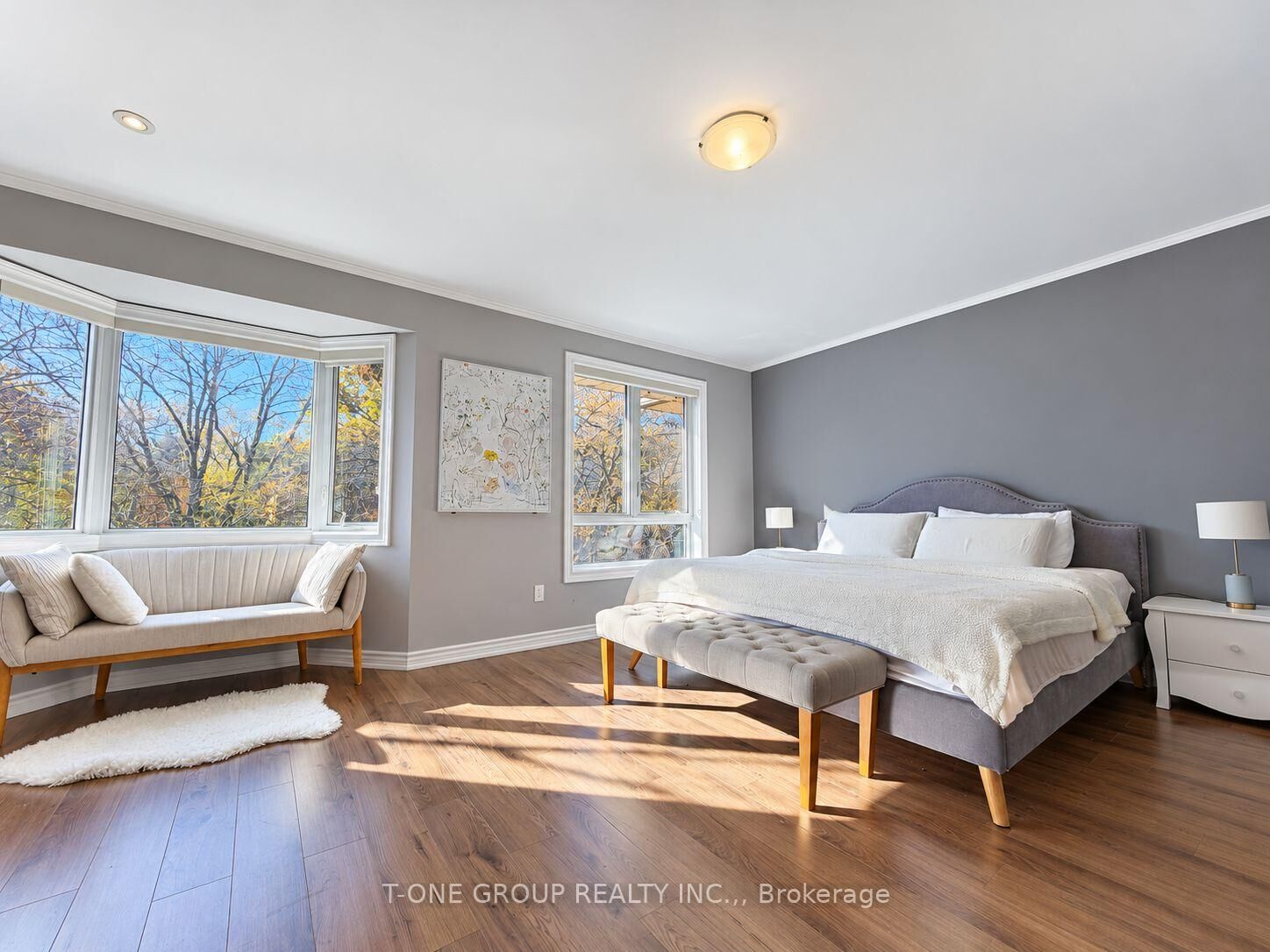 Property Photo:  125 Weldrick Road W 9  ON L4C 3V2 