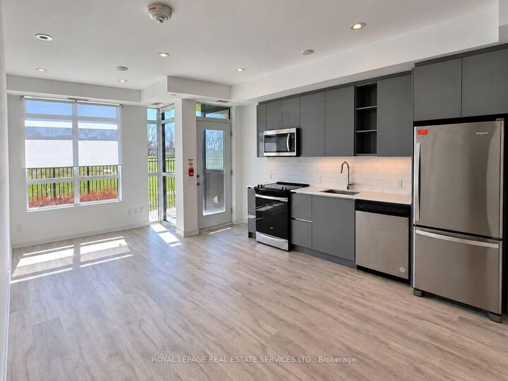 Property Photo: 251 Manitoba Street 124 ON M8Y 0C7