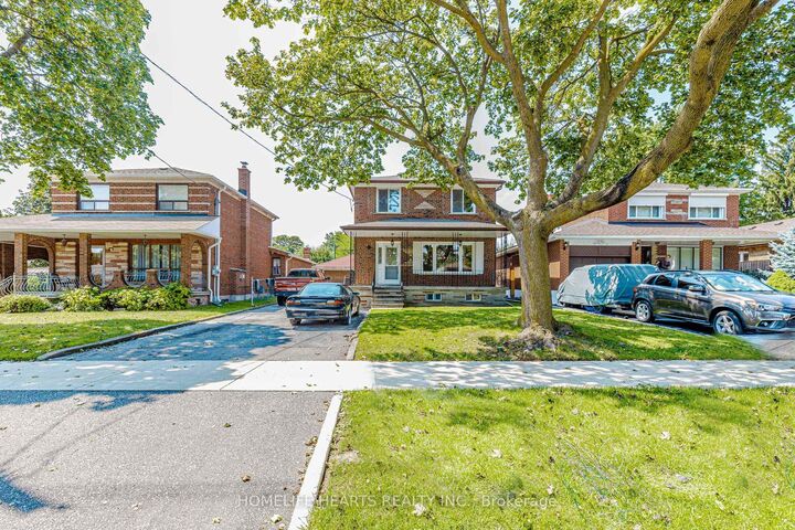 Property Photo:  6 Dittmer Crescent  ON M9W 4P8 