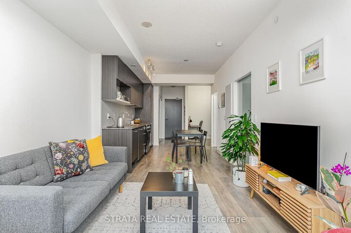 Property Photo:  435 Richmond Street W 1606  ON M5V 0N3 