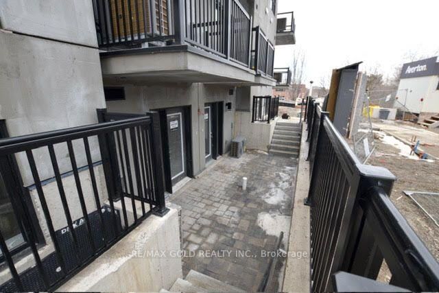 Property Photo:  25 Palace Street P36  ON N2E 0L2 