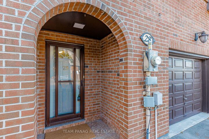 Property Photo:  28 Briar Path  ON L6T 2A2 