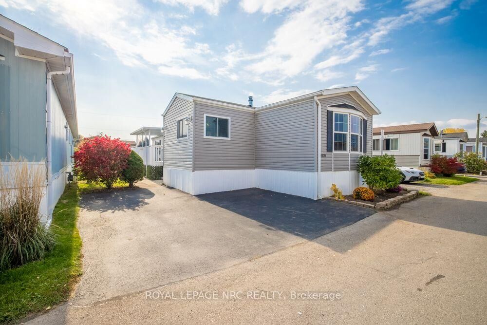Property Photo:  4578 Rebecca Lane  ON L3J 0W1 