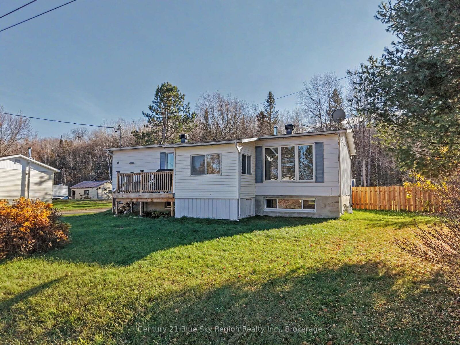 Property Photo:  18 Maple Street  ON P0H 1M0 