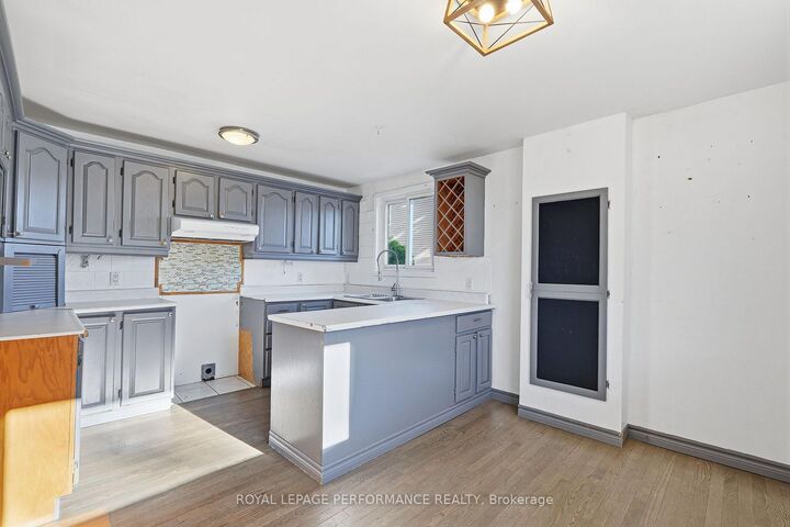 Property Photo:  15 Second Street  ON K0A 1R0 