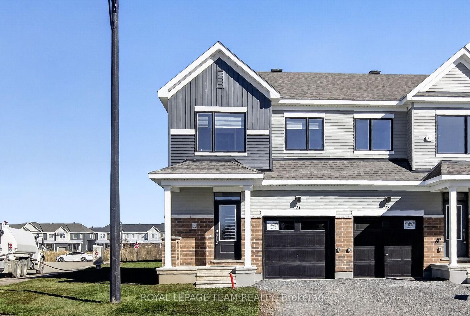 Property Photo:  21 Sintaluta Walk  ON K0A 2Z0 