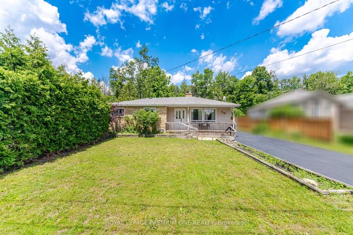 Property Photo:  710 Rose Lane  ON L9S 2H4 