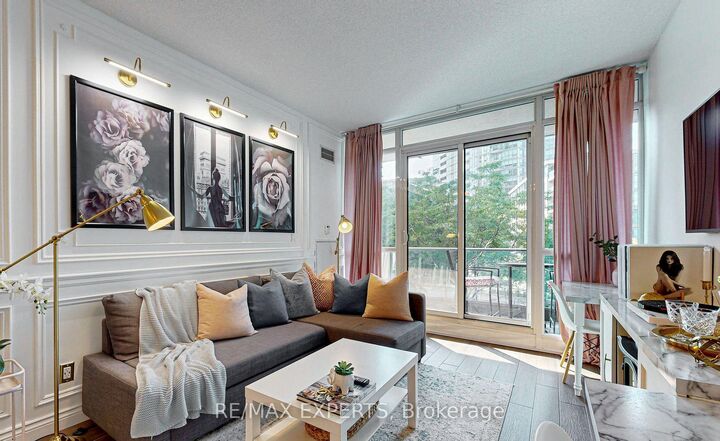 Property Photo:  209 Fort York Boulevard 355  ON M5V 4A1 
