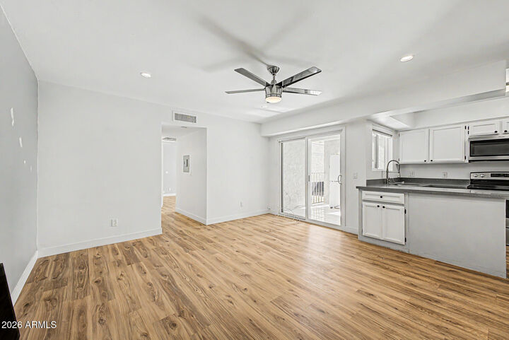 Property Photo:  1650 N 87th Terrace 1B  AZ 85257 