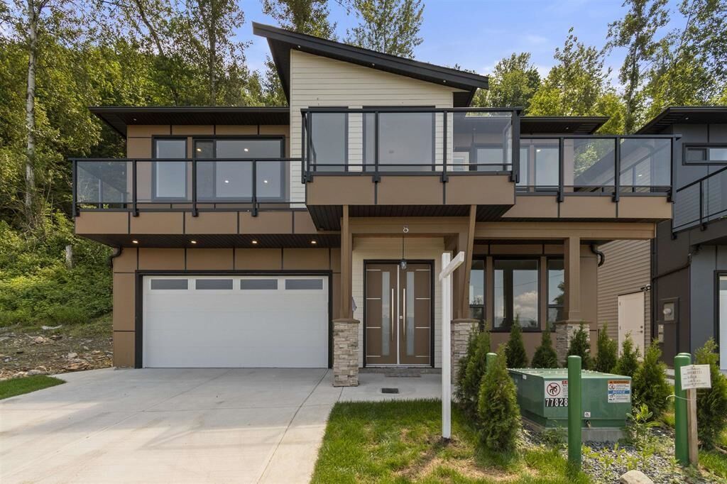 Property Photo:  8016 Annis Road Lower 2 Bdrm  BC V2P 6H3 