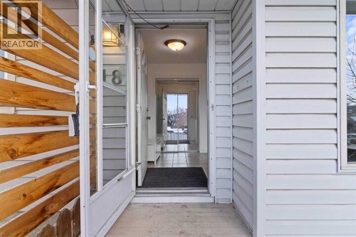 Property Photo: 18 Fonda Crescent Southeast AB T2A 5S6